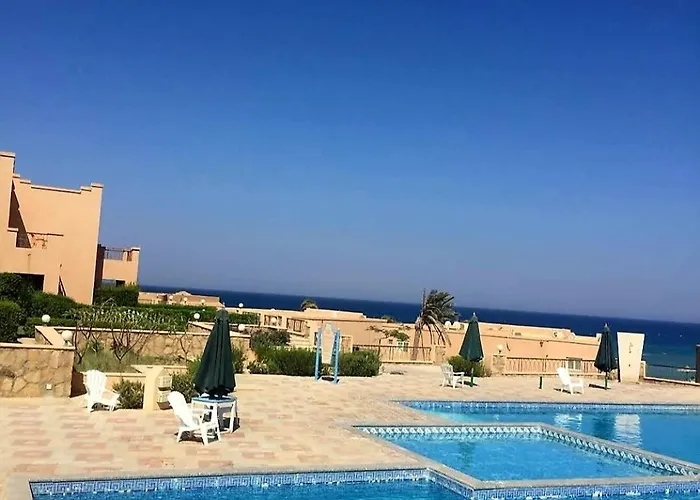 Beachfront First Row, Gather By The Red Sea *