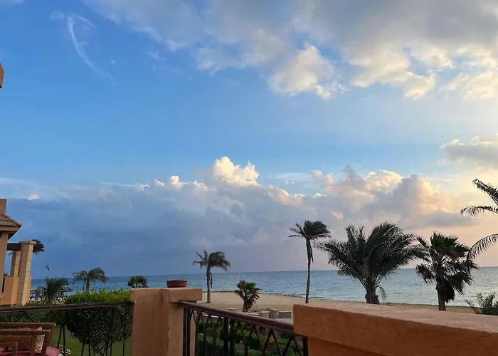 Alpesi faház Beachfront First Row, Gather By The Red Sea Ajn-Szuhna